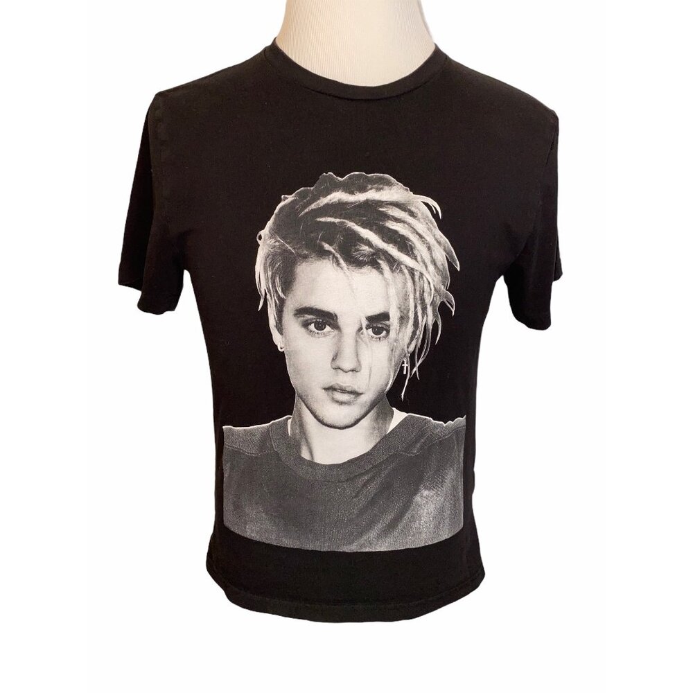 Team Bieber tour Tshirt small